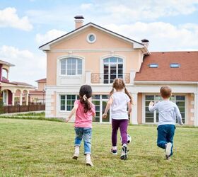 How Can I Deal With My Neighbor’s Kids In My Yard?