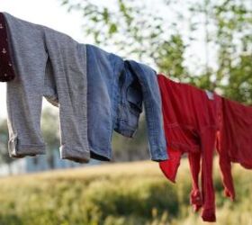 How To Secure Laundry To A Clothesline Without Clothespins