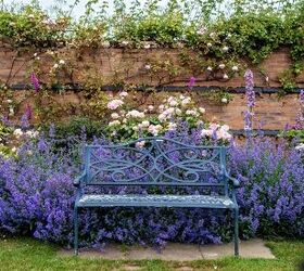 What You Need To Make An English Garden In Your Yard