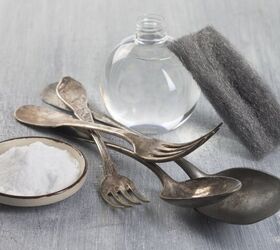 Eight White Vinegar Home Remedies