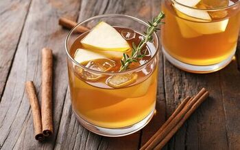 Holiday Beverages That Use Herbs From Your Garden