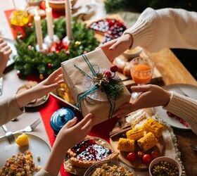 Effective Ways To Make The Holiday Season Less Stressful