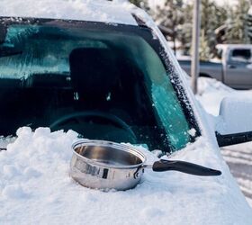 How To Quickly De-Ice Your Car