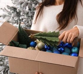Which Decorations To Keep, Donate, And Trash After The Holidays
